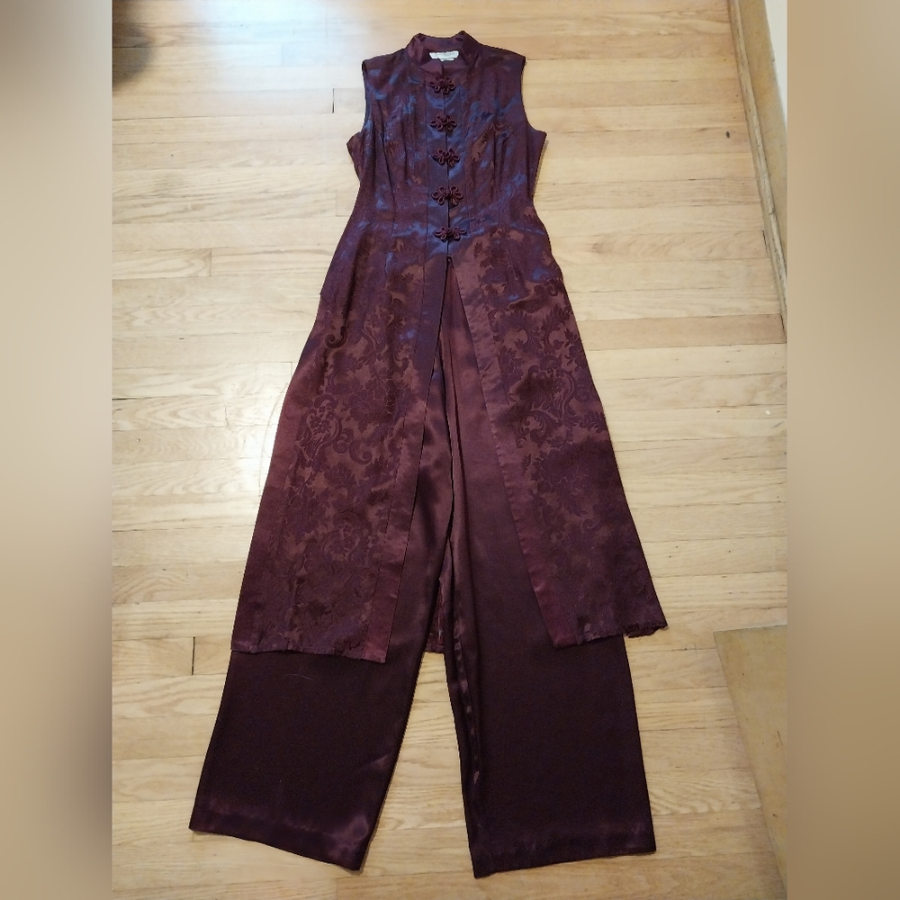 Very unique 2 piece set in the color of the season - burgundy!